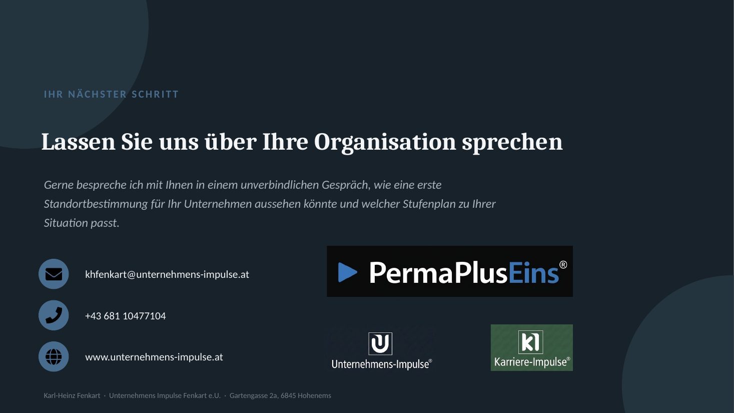 Kontaktfolie mit E-Mail, Telefonnummer und Website von Unternehmens-Impulse